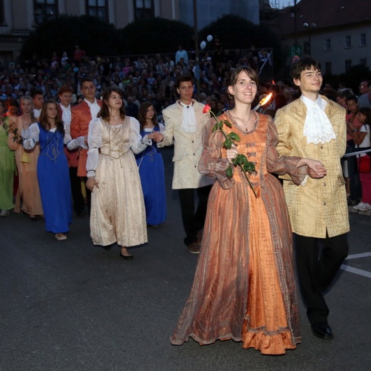 SAVARIA KARNEVAL #4455